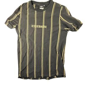 WXYZ MFG CO T-Shirt Mens Medium Black Gold Striped Exclusive Graphic Fair